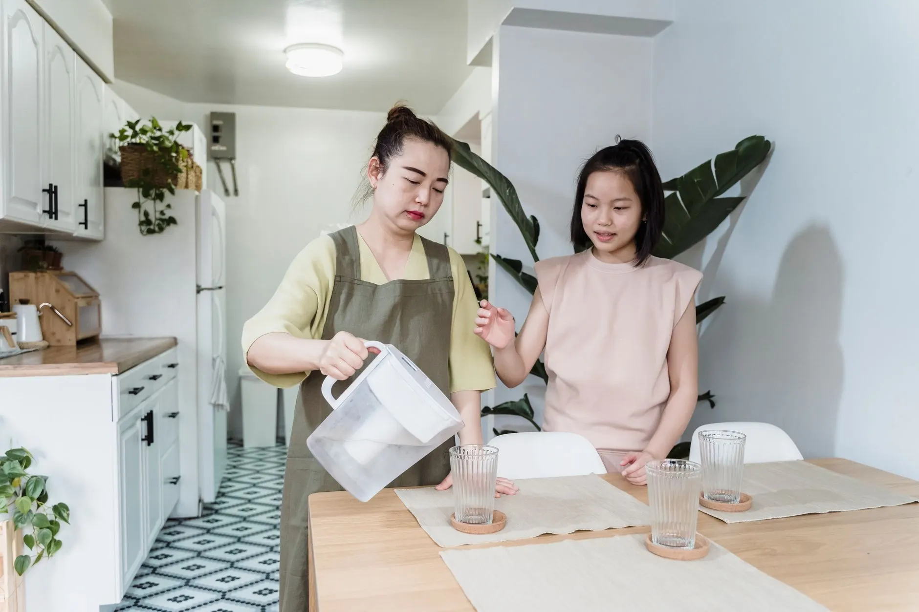 山东地区建筑外墙保温材料选型对比：XPS挤塑板与EPS聚苯板性能分析